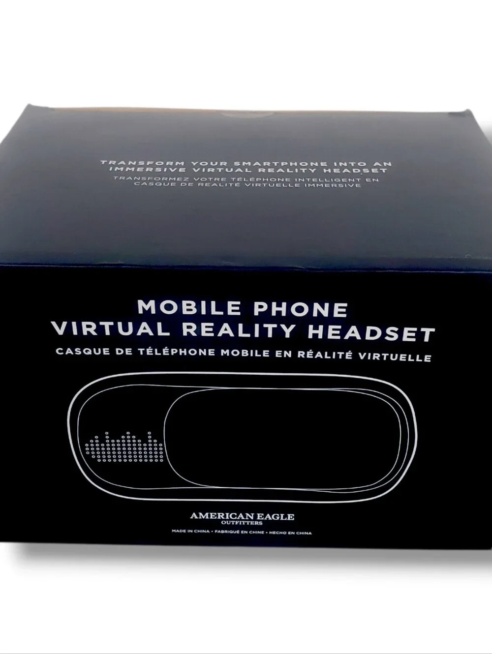 American Eagle Outfitters Mobile Phone Virtual Reality Headset New in box. New